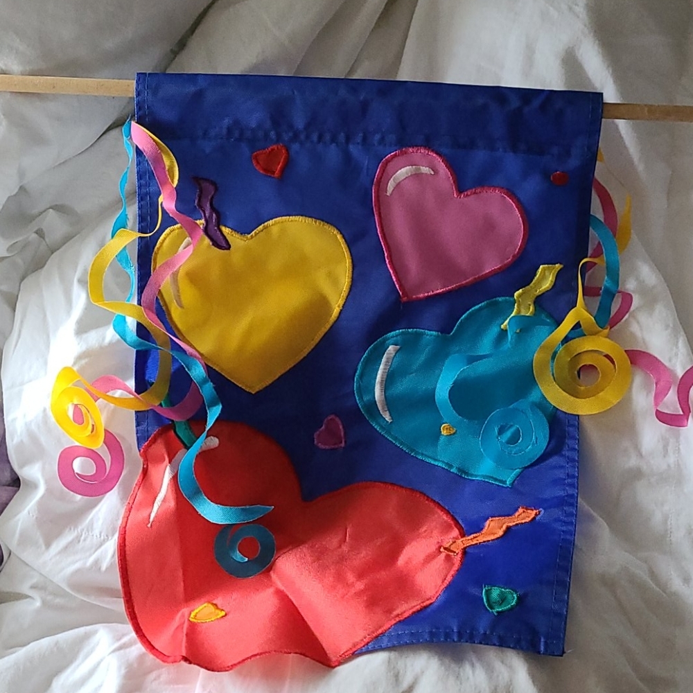 3/$15 ❤️ 💕 💙 Hearts & Tassles Porch Flag